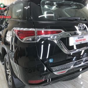 Phủ Ceramic 9H+ cho Toyota Fortuner ở Cần Thơ