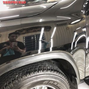 Phủ Ceramic 9H+ cho Toyota Fortuner ở Vĩnh Long