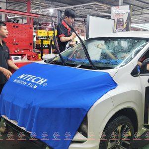 Dán phim cách nhiệt NTech cho xe Misubishi - Xpander