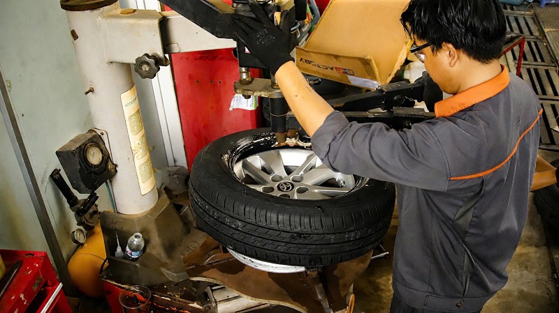 Nâng cấp vỏ xe Bridgestone Ecopia EP150 cho Toyota Innova - Image 4